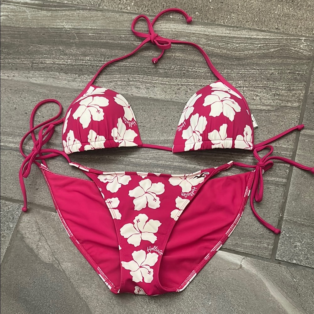 Hollister Red and White Floral Bikini